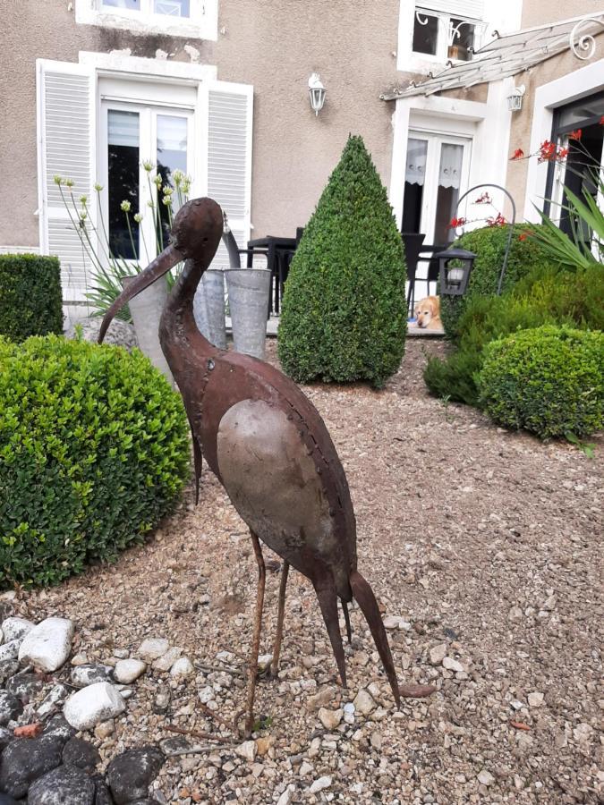 Gite Des Agapanthes Lacroix-sur-Meuse Exterior photo
